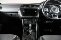 USED 2018 67 VOLKSWAGEN TIGUAN 2.0 R-LINE TDI BMT 4MOTION DSG 5d 188 BHP 
