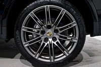 USED 2017 67 PORSCHE CAYENNE 4.1 S D PLATINUM EDITION TIPTRONIC S 5d 379 BHP 