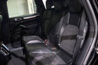 USED 2017 67 PORSCHE CAYENNE 4.1 S D PLATINUM EDITION TIPTRONIC S 5d 379 BHP 