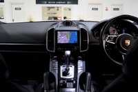 USED 2017 67 PORSCHE CAYENNE 4.1 S D PLATINUM EDITION TIPTRONIC S 5d 379 BHP 