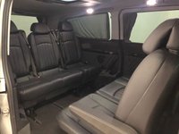 USED 2010 60 MERCEDES-BENZ VIANO 3.0 122 CDI BLUEEFFICENCY AMBIENTE 5d 224 BHP * NAVIGATION * PAN ROOF * 2 KEYS * MOT FEB 2022 * 8 SEATS *  PRIVACY GLASS *