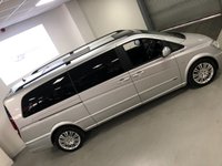 USED 2010 60 MERCEDES-BENZ VIANO 3.0 122 CDI BLUEEFFICENCY AMBIENTE 5d 224 BHP * NAVIGATION * PAN ROOF * 2 KEYS * MOT FEB 2022 * 8 SEATS *  PRIVACY GLASS *