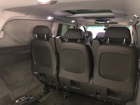 USED 2010 60 MERCEDES-BENZ VIANO 3.0 122 CDI BLUEEFFICENCY AMBIENTE 5d 224 BHP * NAVIGATION * PAN ROOF * 2 KEYS * MOT FEB 2022 * 8 SEATS *  PRIVACY GLASS *