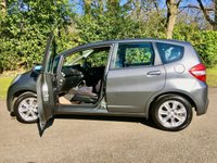 USED 2011 11 HONDA JAZZ 1.3 I-VTEC ES 5d AUTO 98 BHP ONLY 28,000 MILES/ X8 HONDA SERVICE STAMPS BEAUTIFULLY KEPT INSIDE AND OUT,FULL HONDA MAIN DEALER SERVICE HISTORY LAST SERVICED @ 25,191 MILES