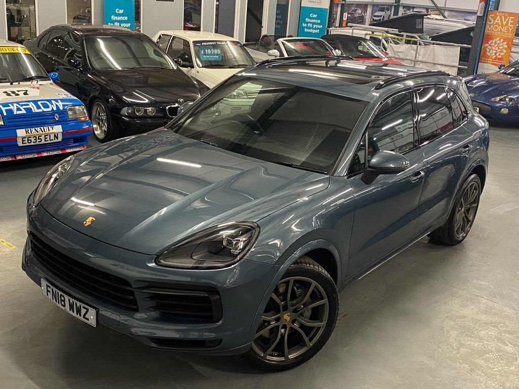View our PORSCHE CAYENNE