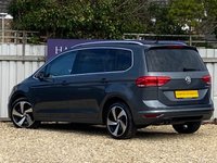 USED 2017 67 VOLKSWAGEN TOURAN 2.0 SEL TDI BLUEMOTION TECHNOLOGY 5d 148 BHP 