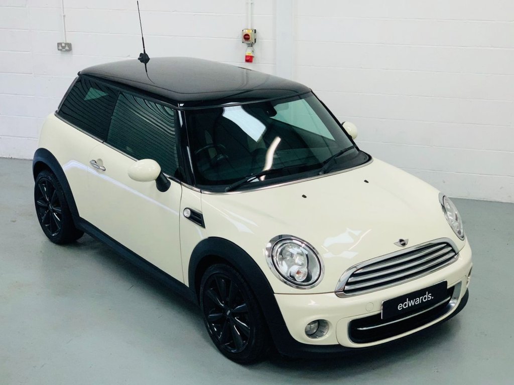 View our MINI HATCH COOPER