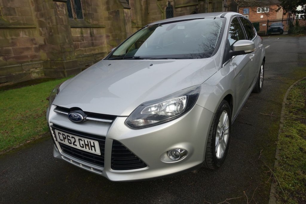 View our FORD FOCUS