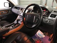 USED 2011 60 LAND ROVER RANGE ROVER SPORT 3.0 TDV6 HSE 5d 245 BHP * TIMING BELT CHANGED JUNE 20 * 2 KEYS * MOT JAN 22 * FRONT & REAR HEATED SEATS *