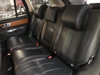 USED 2011 60 LAND ROVER RANGE ROVER SPORT 3.0 TDV6 HSE 5d 245 BHP * TIMING BELT CHANGED JUNE 20 * 2 KEYS * MOT JAN 22 * FRONT & REAR HEATED SEATS *