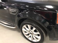 USED 2011 60 LAND ROVER RANGE ROVER SPORT 3.0 TDV6 HSE 5d 245 BHP * TIMING BELT CHANGED JUNE 20 * 2 KEYS * MOT JAN 22 * FRONT & REAR HEATED SEATS *