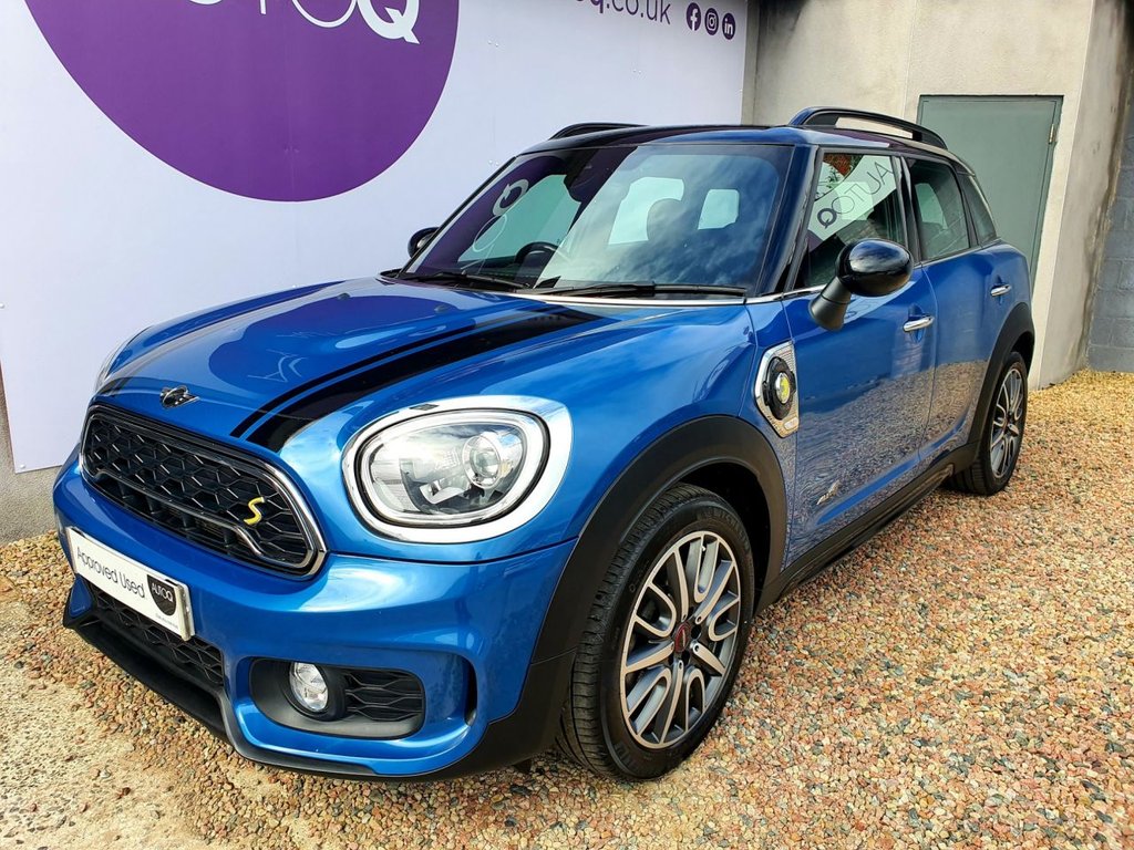 View our MINI COUNTRYMAN
