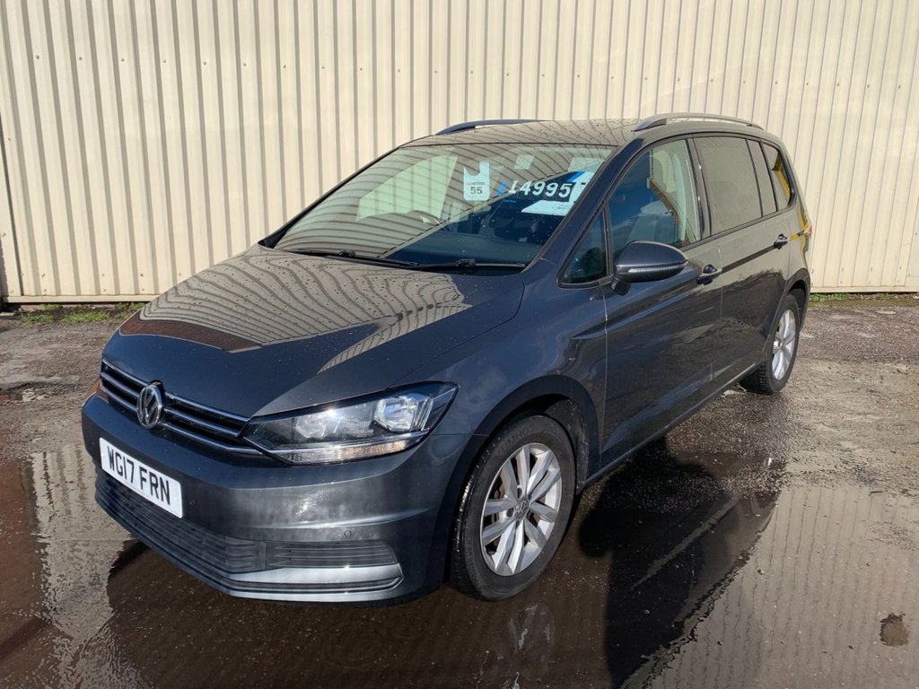 View our VOLKSWAGEN TOURAN
