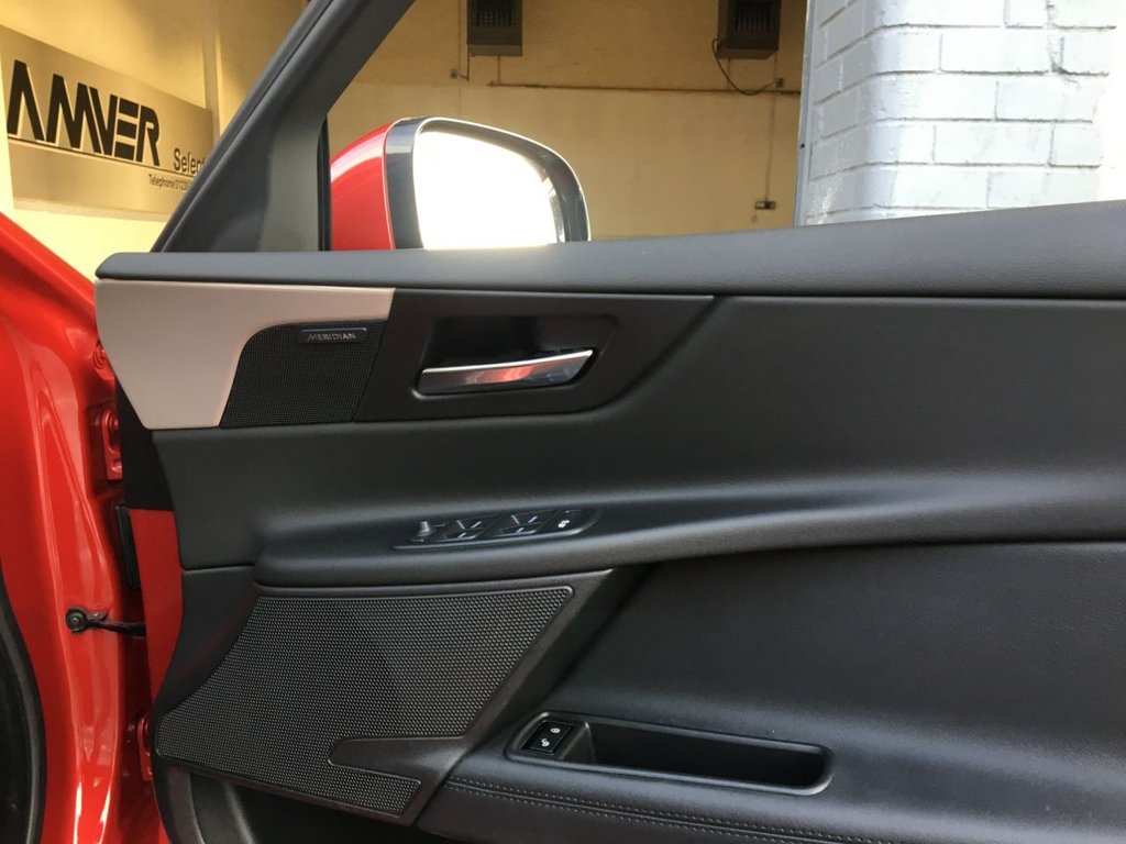 USED 2018 68 JAGUAR XE 2.0 D PORTFOLIO 4d 178 BHP 