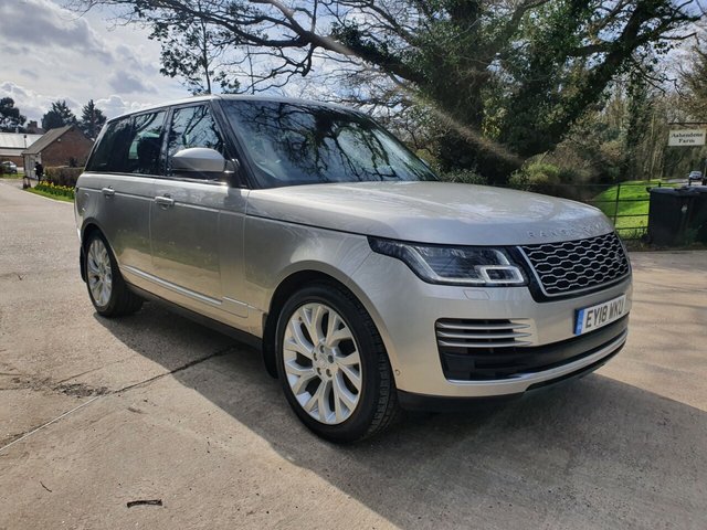 2018 18 Land Rover Range Rover 3.0 TDV6 VOGUE SE 5d 255 BHP