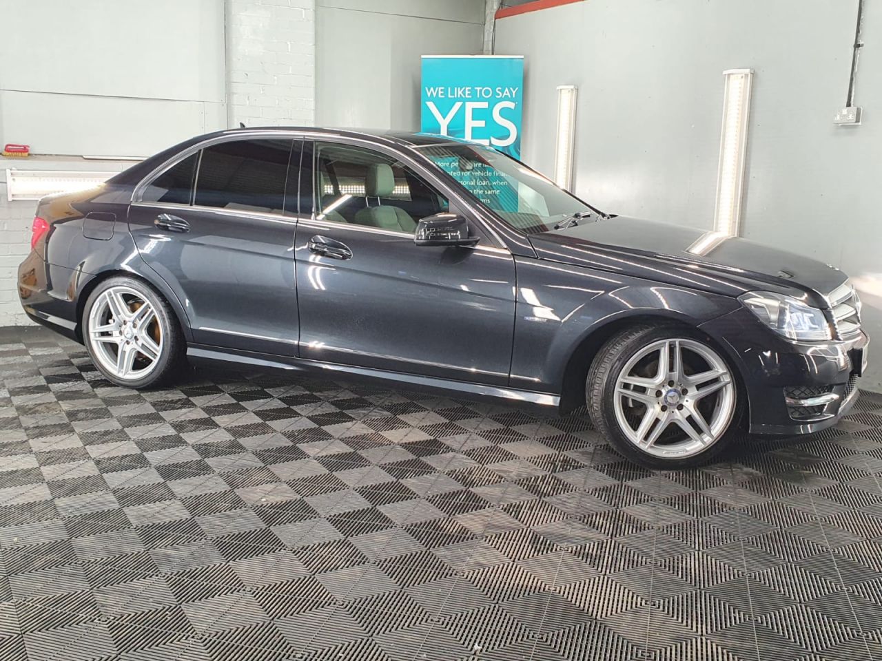Mercedes Benz C Class C250 Cdi Blueefficiency Sport