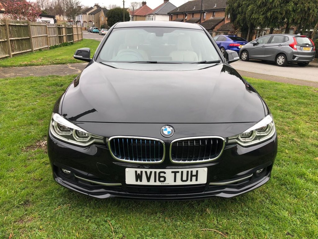 View our BMW 3 SERIES