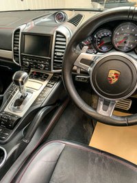 USED 2014 14 PORSCHE CAYENNE 4.8 V8 GTS TIPTRONIC S 5d 420 BHP PAN ROOF LOADED PAN ROOF, BEST SPEC AROUND,