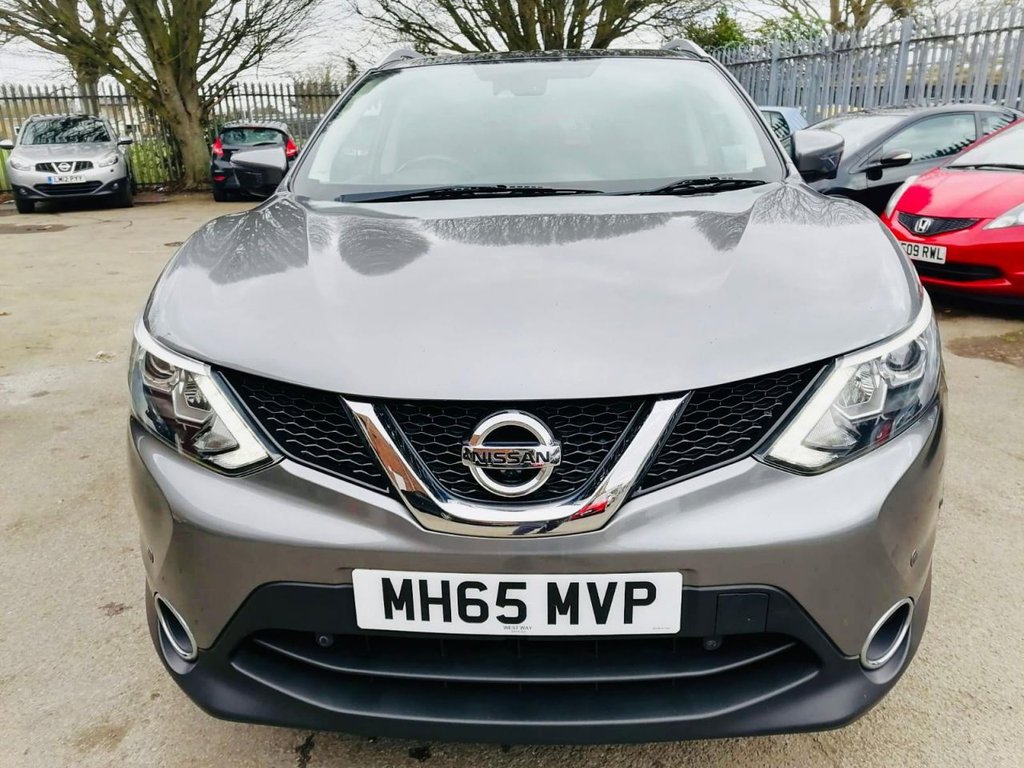 View our NISSAN QASHQAI