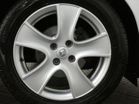 USED 2013 13 RENAULT CLIO 1.1 EXPRESSION PLUS 16V 5d 75 BHP Excellent service history.