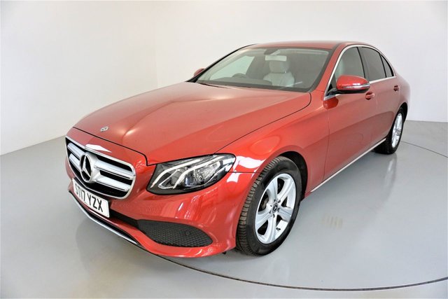 2017 17 Mercedes-Benz E-Class 2.0 E 220 D SE 4d-2 OWNER CAR-AMBEINT LIGHTING-HEATED LEATHER-BLUETOOTH-CRUISE CONTROL-PARKING SENSORS-REVERSE CAMERA-DAB RADIO-CLIMATE CONTROL-ELECTRIC FOLDING MIRRORS-KEYLESS START
