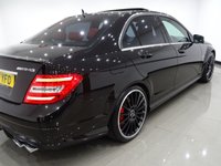 USED 2012 12 MERCEDES-BENZ C-CLASS 6.2 C63 AMG EDITION 125 / AMG PERFORMANCE PACK (487 BHP) MCT 7S 4DR + NAV + HARMAN KARDON + E/M/HEATED DESIGNO 2 TONE LEATHERS + E/SUNROOF + XENON-LEDS + R/CAMERA + PARKTRONIC + PRIVACY + 19S AMG PERFORMANCE PACK+DESIGNO 2 TONE LEATHERS+CAM+HK
