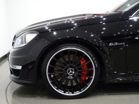 USED 2012 12 MERCEDES-BENZ C-CLASS 6.2 C63 AMG EDITION 125 / AMG PERFORMANCE PACK (487 BHP) MCT 7S 4DR + NAV + HARMAN KARDON + E/M/HEATED DESIGNO 2 TONE LEATHERS + E/SUNROOF + XENON-LEDS + R/CAMERA + PARKTRONIC + PRIVACY + 19S AMG PERFORMANCE PACK+DESIGNO 2 TONE LEATHERS+CAM+HK