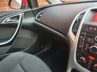 USED 2009 59 VAUXHALL ASTRA 1.6 SRI 5d 113 BHP LOW MILES - FULL MOT