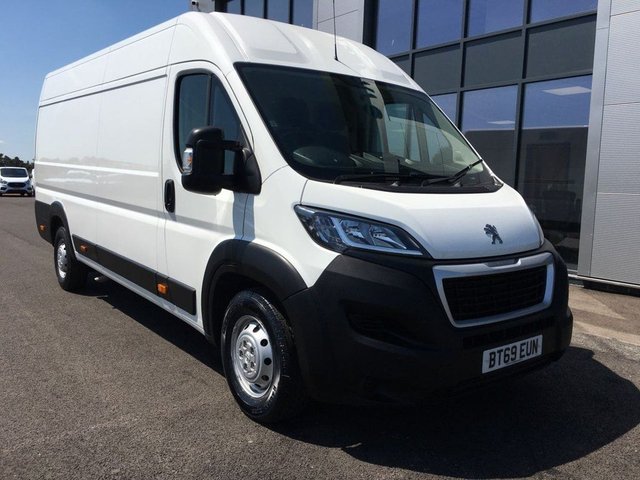 2019 69 Peugeot Boxer 2.2 BLUEHDI 435 L4H2 PROFESSIONAL 140PS