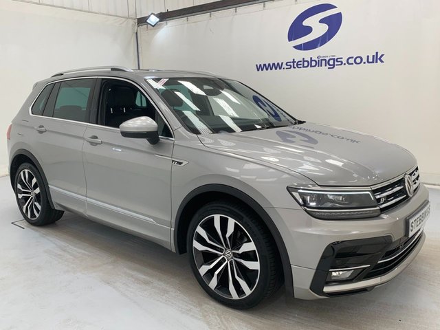 2017 67 VOLKSWAGEN TIGUAN 2.0 R LINE TDI BMT 4MOTION DSG 5d 148 BHP FOUR WHEEL DRIVE VAT QUALIFYING
