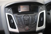 USED 2012 62 FORD FOCUS 1.6 ZETEC 5d 104 BHP FORD FOCUS 1.6 TI-VCT ZETEC
