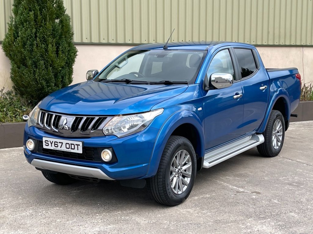 View our MITSUBISHI L200