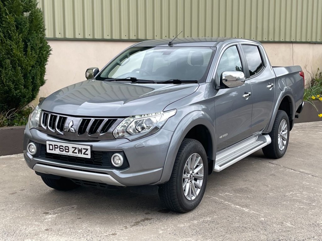 View our MITSUBISHI L200