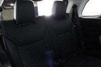 USED 2019 69 LAND ROVER DISCOVERY 3.0 SDV6 HSE LUXURY 5DR AUTO 302 BHP BLACK PACKAGE FULL LAND ROVER SERVICE HISTORY + HEATED LEATHER SEATS + 7 SEATS + SATELLITE NAVIGATION + PANORAMIC SUNROOF + 360 DEGREE CAMERA + PARK ASSIST + PARKING SENSOR + HEATED/COOLED REAR SEATS + LANE ASSIST SYSTEM + BLIND SPOT MONITOR + MERIDIAN PREMIUM SPEAKERS + BLUETOOTH + CRUISE CONTROL + CLIMATE CONTROL + MULTI FUNCTION WHEEL + PRIVACY GLASS + ELECTRIC/MEMORY FRONT SEATS + AMBIENT LIGHTING + HEATED STEERING WHEEL + ELECTRIC/HEATED/FOLDING SOOR MIRRORS + 22 INCH ALLOY WHEELS IN BLACK