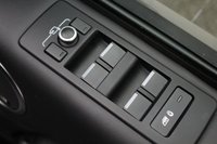 USED 2019 69 LAND ROVER DISCOVERY 3.0 SDV6 HSE LUXURY 5DR AUTO 302 BHP BLACK PACKAGE FULL LAND ROVER SERVICE HISTORY + HEATED LEATHER SEATS + 7 SEATS + SATELLITE NAVIGATION + PANORAMIC SUNROOF + 360 DEGREE CAMERA + PARK ASSIST + PARKING SENSOR + HEATED/COOLED REAR SEATS + LANE ASSIST SYSTEM + BLIND SPOT MONITOR + MERIDIAN PREMIUM SPEAKERS + BLUETOOTH + CRUISE CONTROL + CLIMATE CONTROL + MULTI FUNCTION WHEEL + PRIVACY GLASS + ELECTRIC/MEMORY FRONT SEATS + AMBIENT LIGHTING + HEATED STEERING WHEEL + ELECTRIC/HEATED/FOLDING SOOR MIRRORS + 22 INCH ALLOY WHEELS IN BLACK