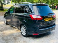 USED 2011 60 FORD GRAND C-MAX 1.6 TITANIUM 5d 124 BHP 7 SEATER! HIGH SPEC INC. SAT NAV, BLUETOOTH, CRUISE! 4 NEW TYRES 12m MOT & SERVICED!