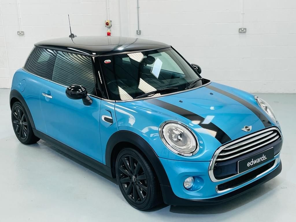 View our MINI HATCH COOPER