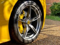 USED 2017 17 FERRARI 458 SPECIALE 4.5 2d 597 BHP TAILOR MADE/ GIALLO ORION/ VATQ/ FRONT AXLE LIFT/ CARBON ENGINE BAY/ REVERSE CAMERA