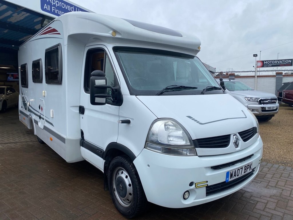 View our RENAULT MASTER