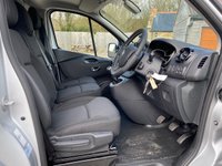 USED 2021 21 RENAULT TRAFIC SL28 SPORT NAV ENERGY DCI 145 BHP  