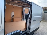 USED 2021 21 RENAULT TRAFIC SL28 SPORT NAV ENERGY DCI 145 BHP 
