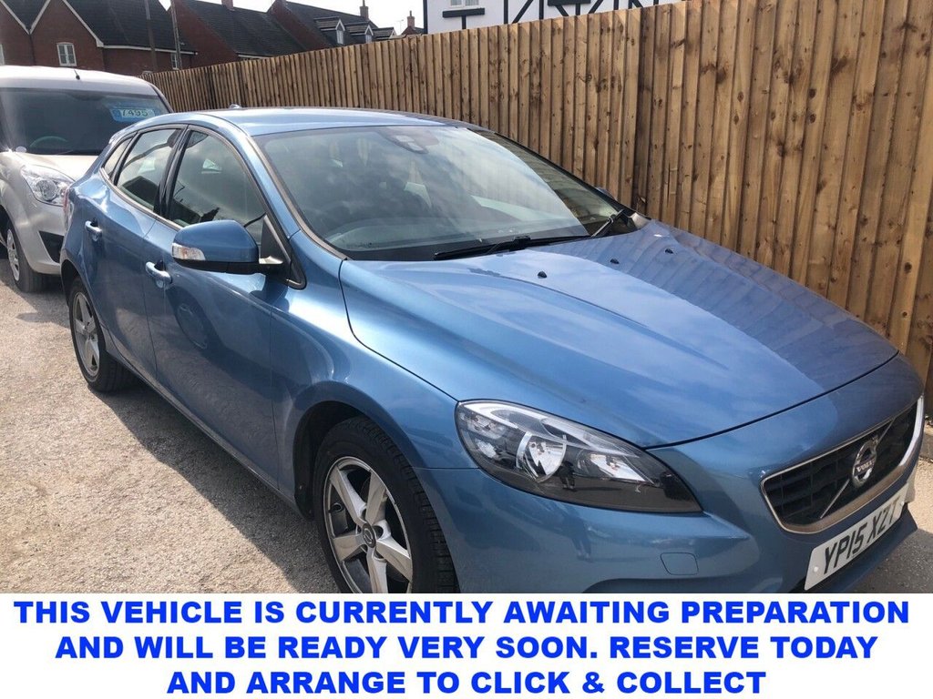 View our VOLVO V40