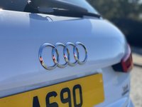 USED 2015 15 AUDI Q3 2.0 TDI QUATTRO S LINE 5d 148 BHP Full Leather, DAB, Sat Nav