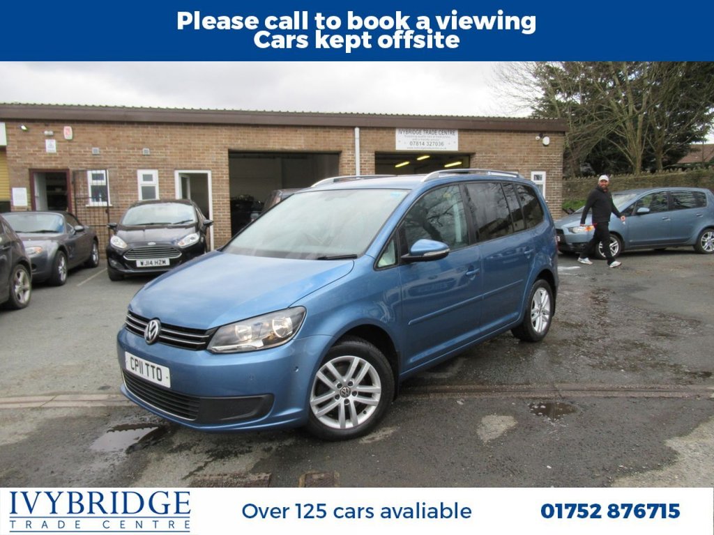 View our VOLKSWAGEN TOURAN