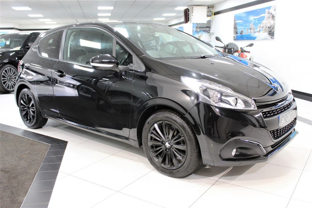 View our PEUGEOT 208