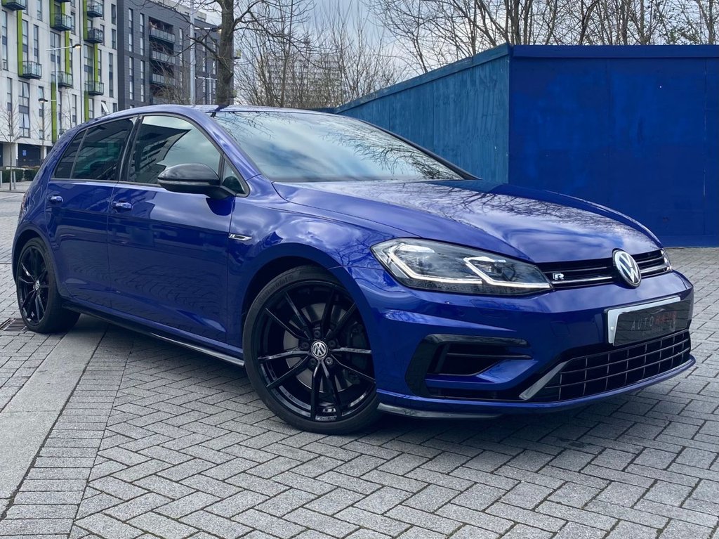 View our VOLKSWAGEN GOLF