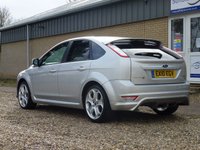 USED 2010 10 FORD FOCUS 1.8 ZETEC S S/S 5d 124 BHP www.suffolkcarcentre.co.uk - Located at Reydon