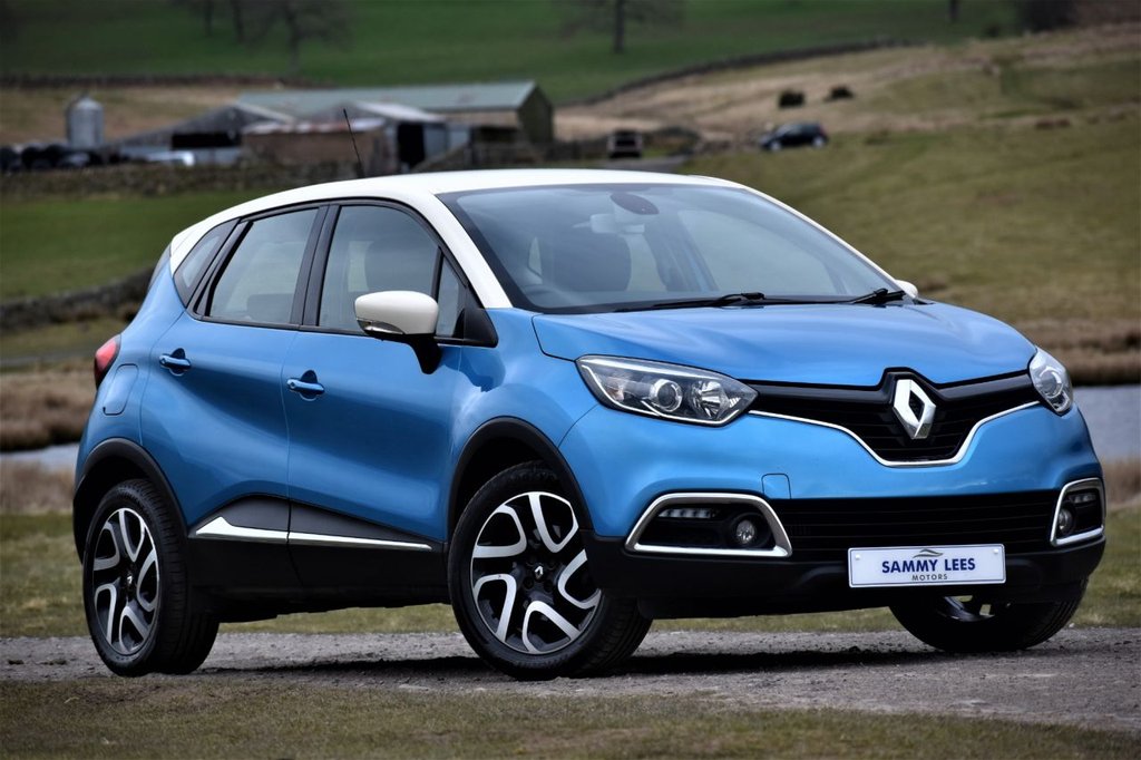 View our RENAULT CAPTUR