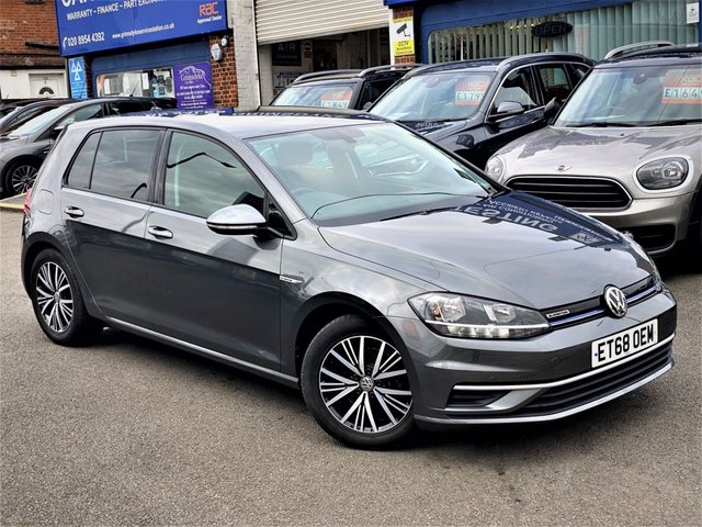 2018 68 Volkswagen Golf 1.5 SE NAVIGATION TSI EVO DSG 5d 129 BHP