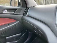 USED 2018 18 HYUNDAI TUCSON 2.0 CRDI PREMIUM SE 5d AUTO 134 BHP 